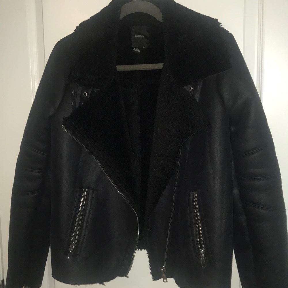Moto jacket w/teddy fur